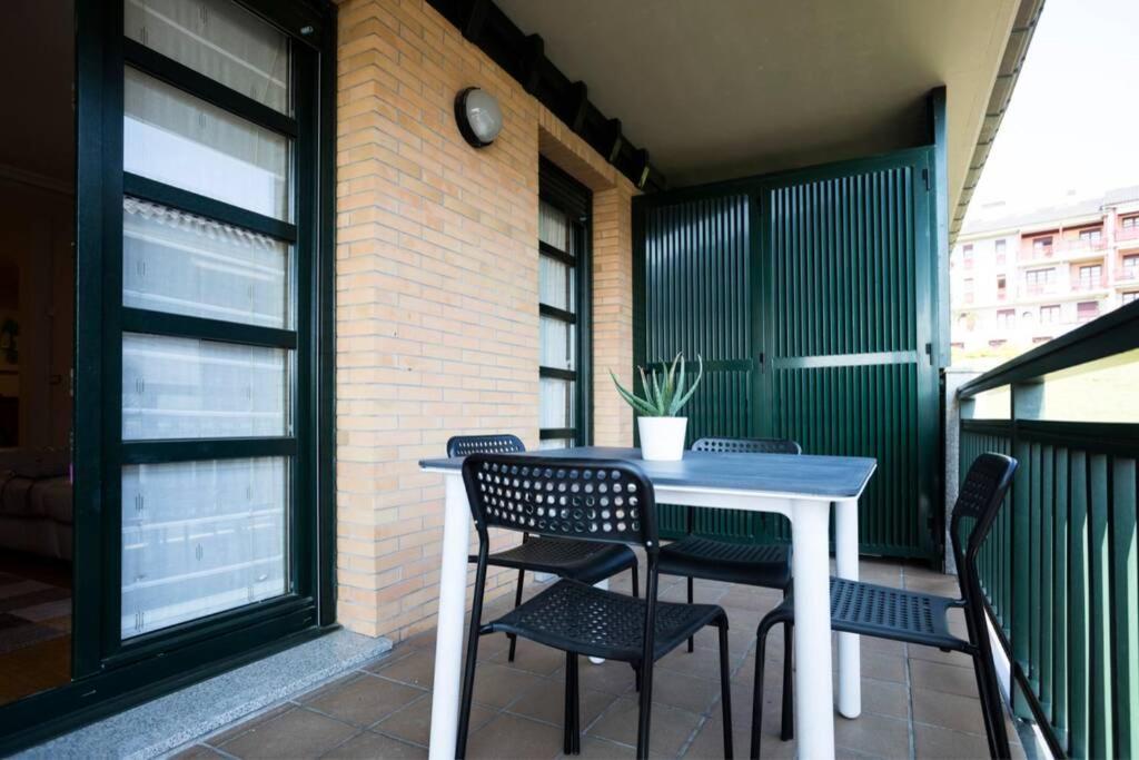 Apartamento Berlín - Basquenjoy Hondarribia Exterior foto